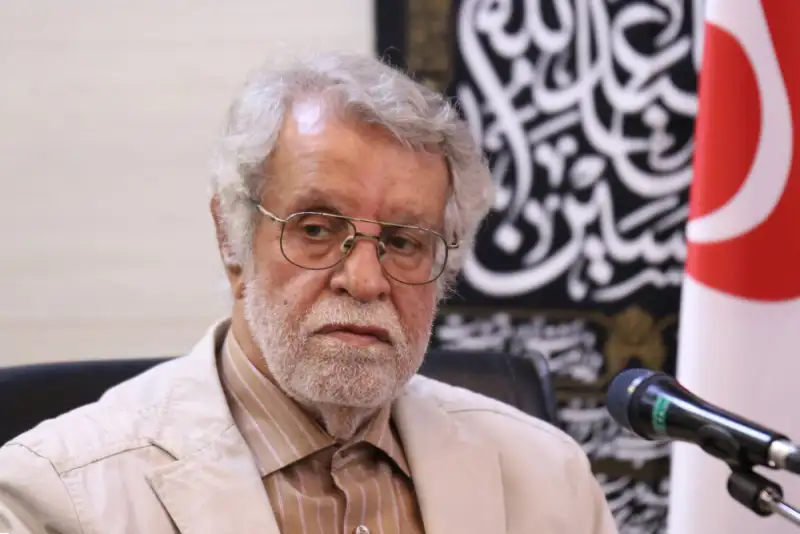 یمن همچنان ایستاده است