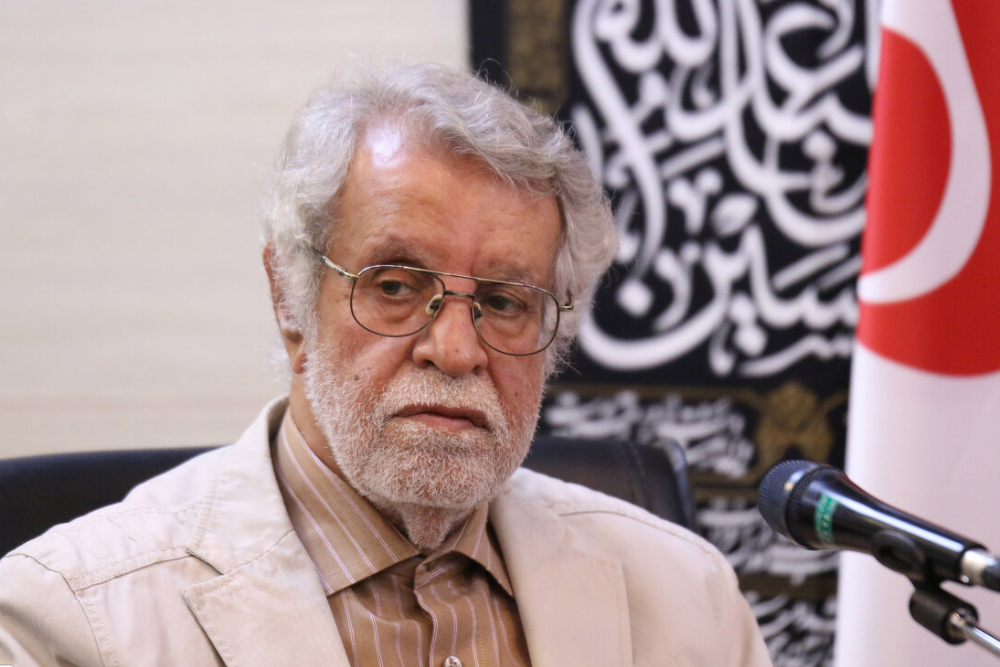 یمن همچنان ایستاده است