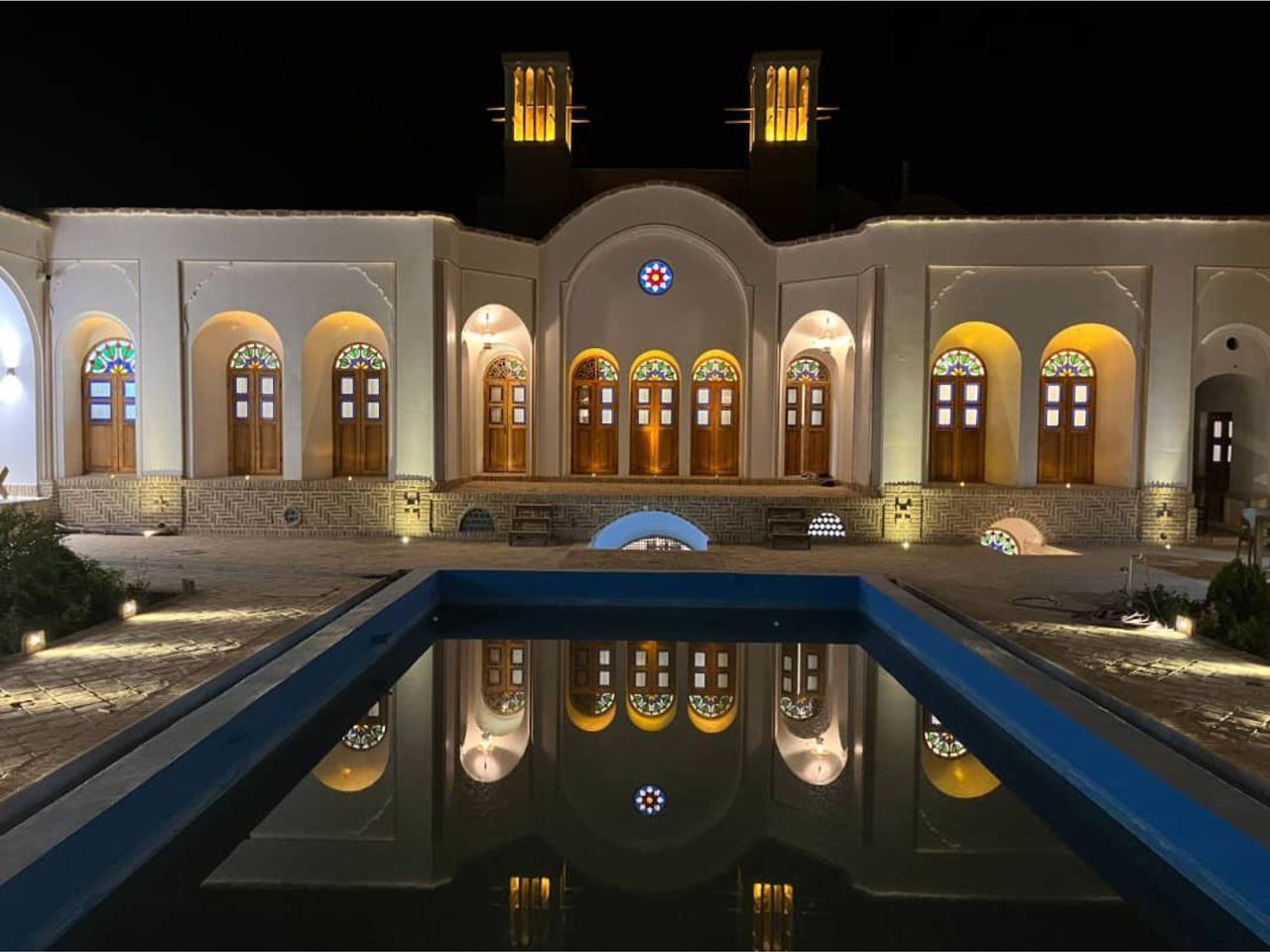 Introduction to Tourist Attractions of Iranian Cities