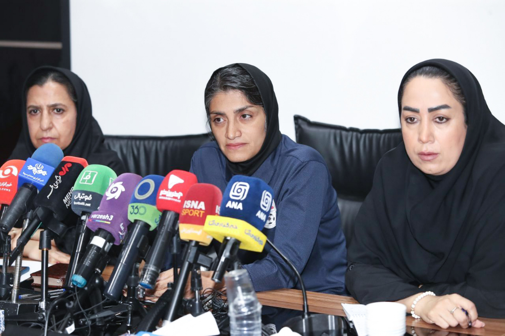 کنفرانس خبری سرمربی تیم ملی فوتبال بانوان