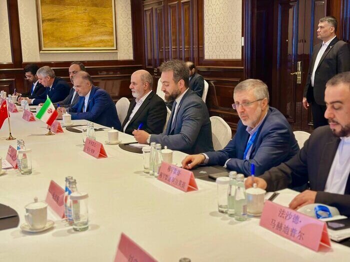 Iran, China stress enhancing mutual coop. to strategic level