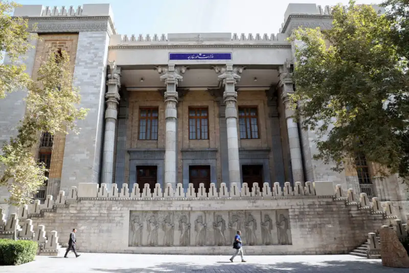 کاردار اتریش به وزارت خارجه احضار شد