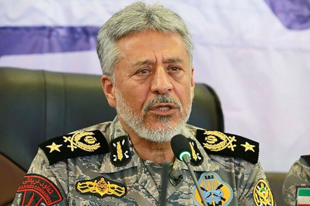 دریادار سیاری: مواجهه با جنگ نرم و شناختی؛ ضرورت تقویت معنویت در ارتش
