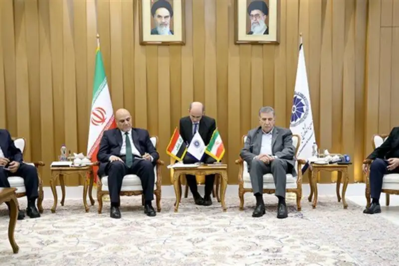 دعوت رسمی عراق از سرمایه‌گذاران ایرانی