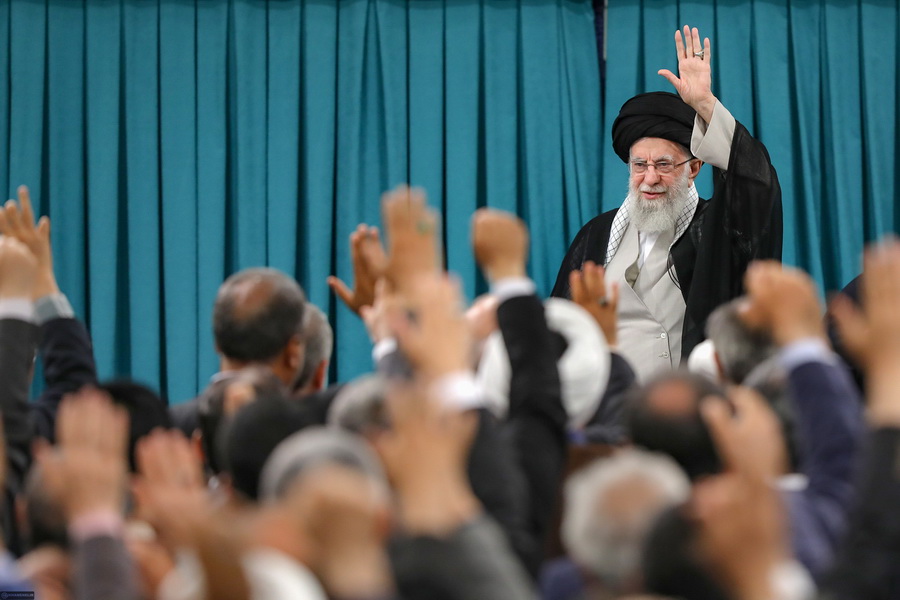 گزارش تصویری |دیدار نمایندگان مجلس شورای اسلامی با رهبر انقلاب