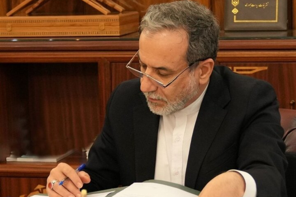 وزير الخارجية الإيراني يبعث رسالة إلى الأمم المتحدة بشأن العدوان الصهيوني