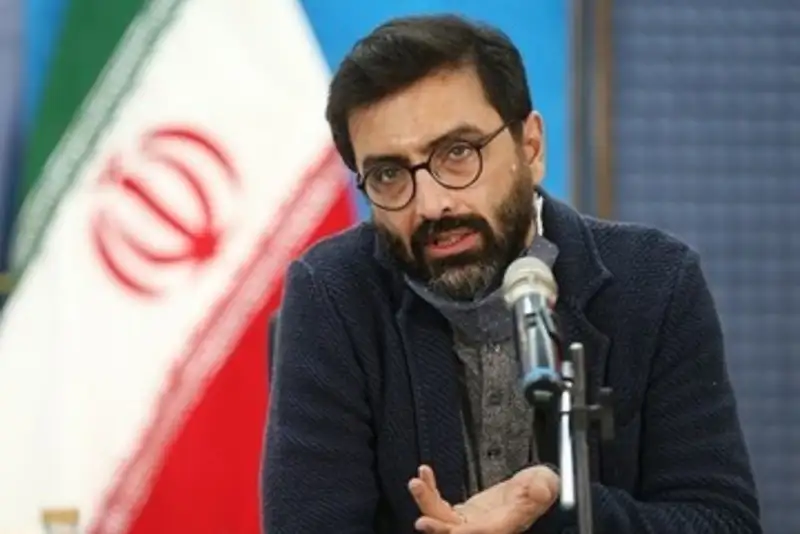 امین زندگانی: هیچ وقت تهران را انقدر عاشقانه دوست نداشتم +فیلم