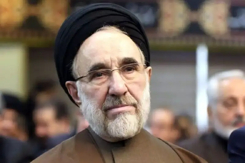 هدف اصلی این جنگ تحمیلی، نابودی توان ملی و حیات ایران یکپارچه و ایرانیان همبسته است