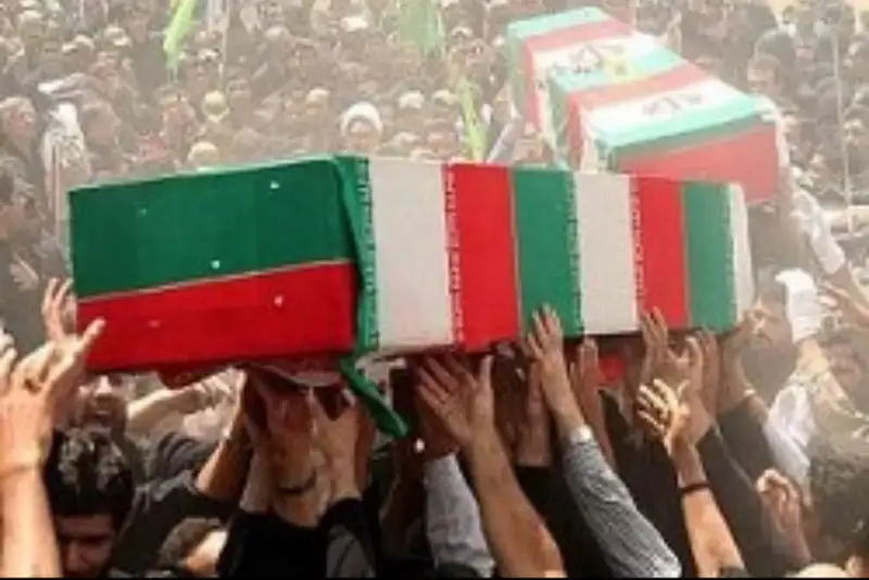حضور وزیر آموزش‌و‌پرورش در تشییع برادرش+ فیلم