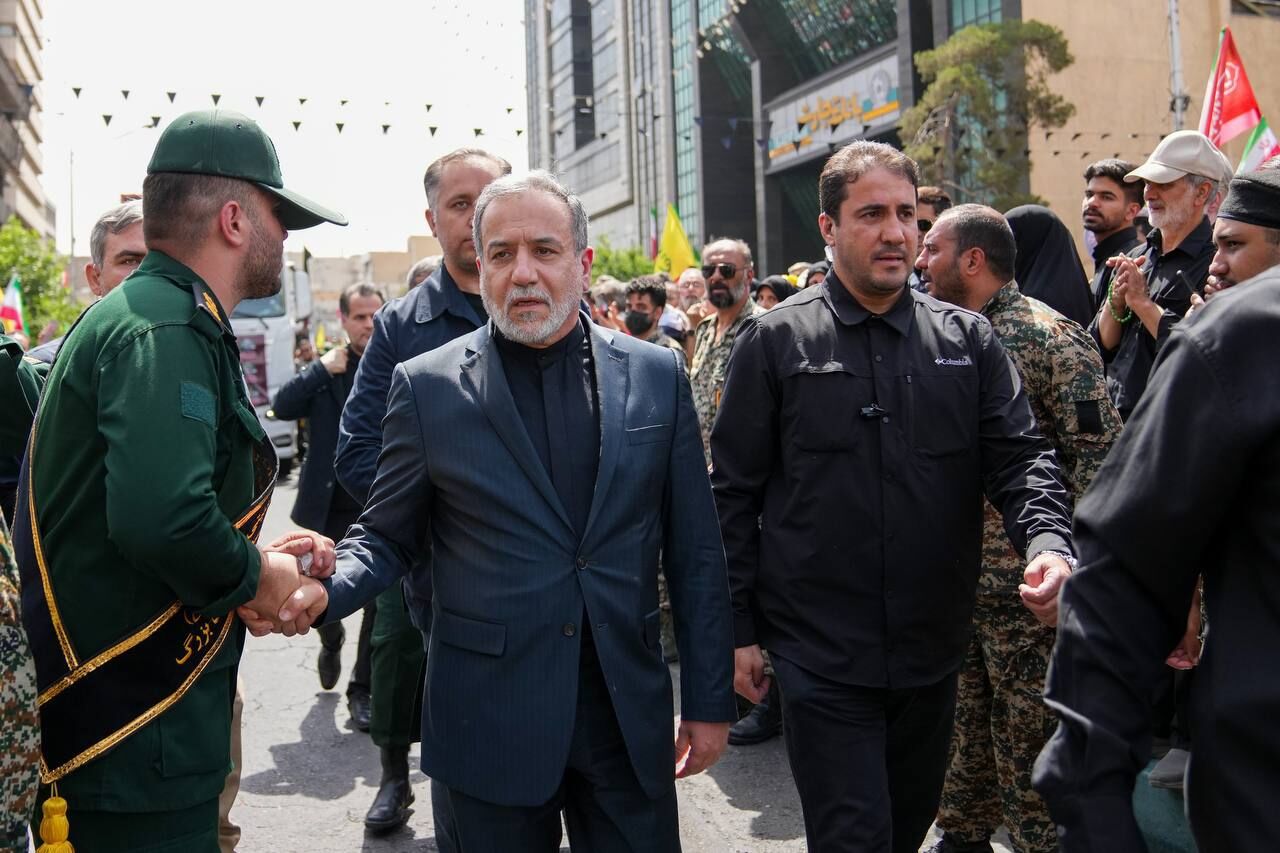 Araghchi: Powerful Iranian nation will resist until last drop of blood