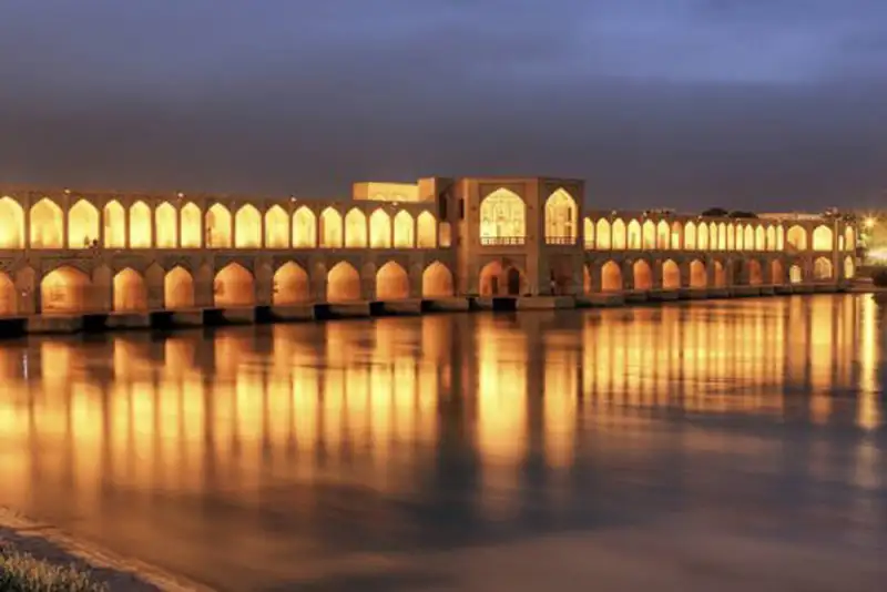 جریان دوباره زندگی در زاینده‌رود از فردا