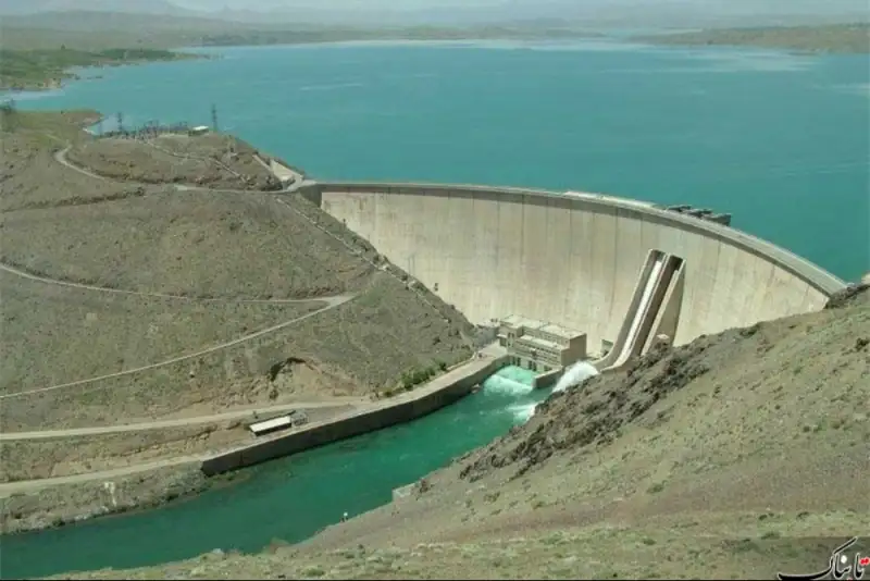 زاینده‌رود بازگشایی می‌شود