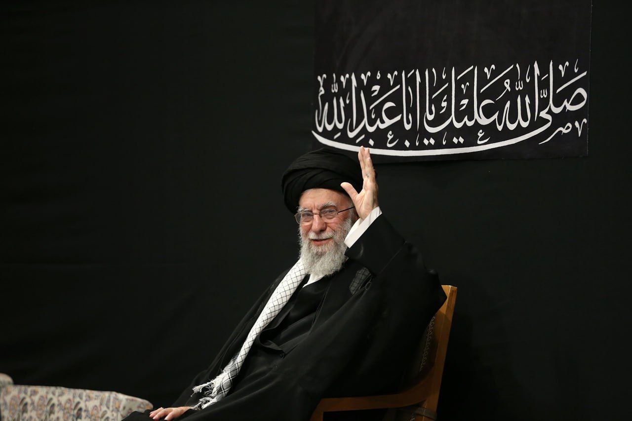 International media focus on the presence of the Leader of the Islamic Revolution at Tasu’a night ceremony