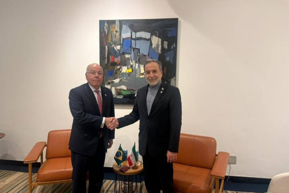 وزير الخارجية الإيراني: العدوان الصهيو_امريكي على إيران يعتبر انتهاكٌ صارخٌ لميثاق الامم المتحدة