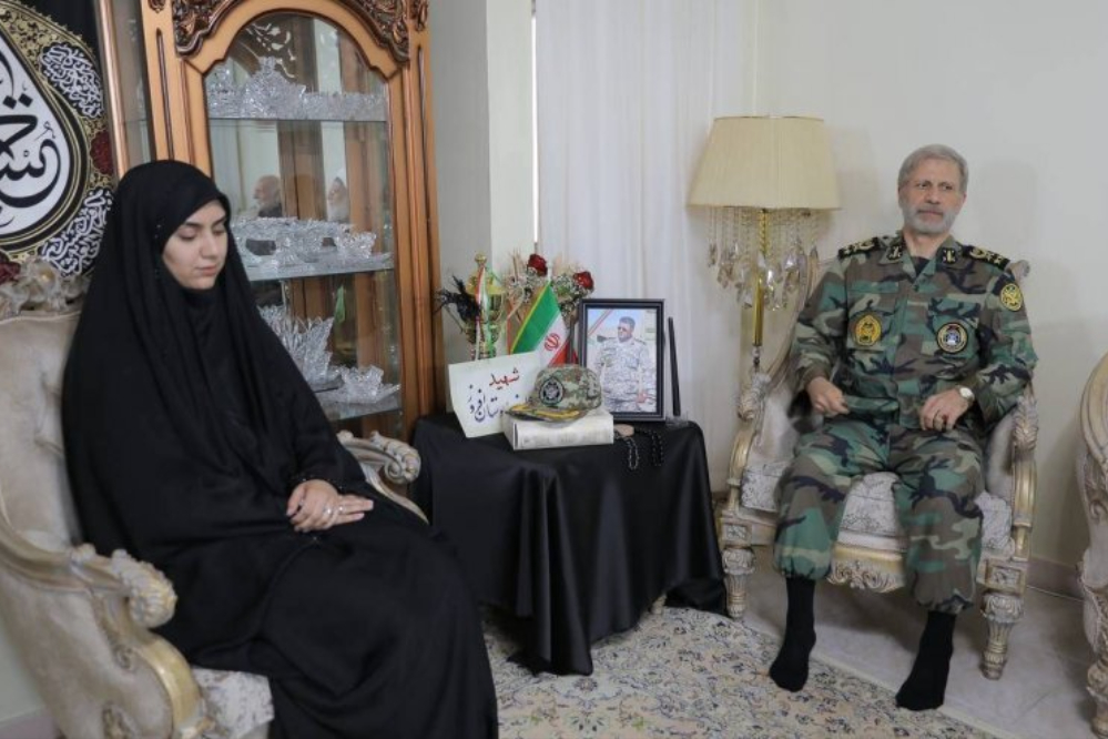 اللواء حاتمي: انتصار النظام الإسلامي على العدو الصهيوني إنجاز عظيم للشعب الإيراني