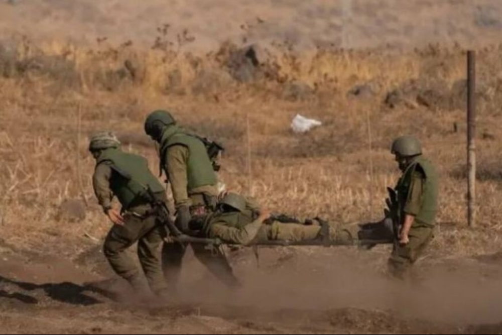 שני חיילים ישראלים נפצעו בצפון עזה, וחייל נוסף התאבד בשכם.