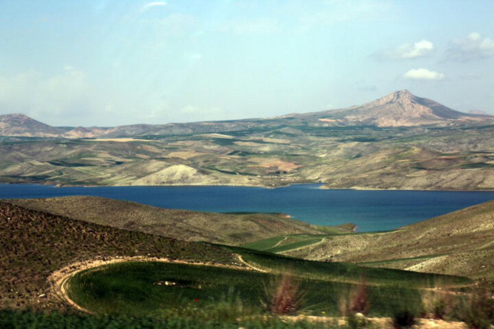 Introduction to Tourist Attractions of Iranian Cities