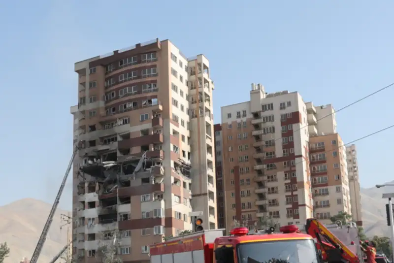 زمان شروع بازسازی واحدهای مسکونی آسیب‌دیده در جنگ 12 روزه مشخص شد