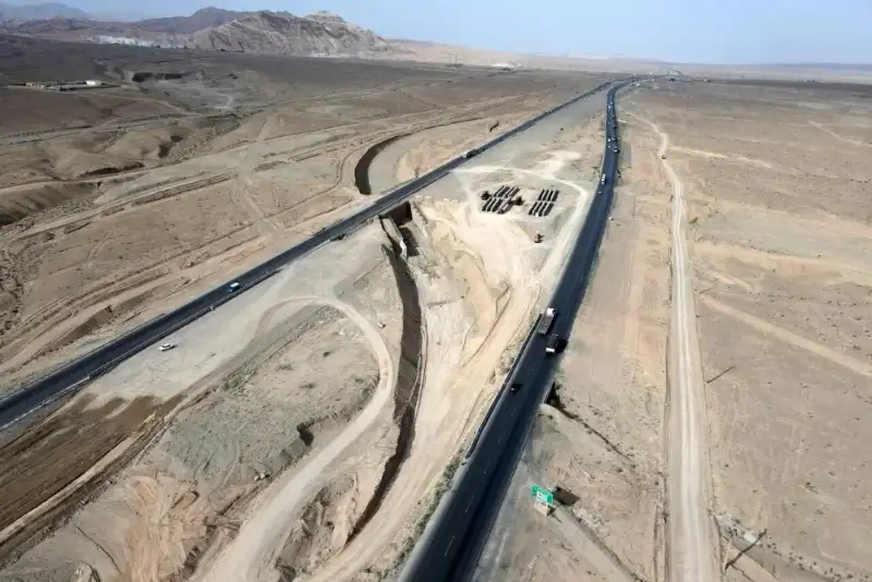 آزادراه شهید سلیمانی در آستانه تکمیل+ فیلم