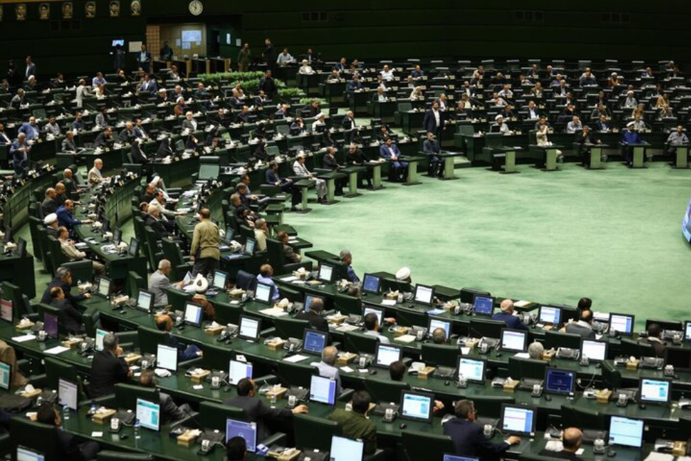 البرلمان الإيراني: الصمت على الوضع في غزة جريمة بحق الإنسانية جمعاء