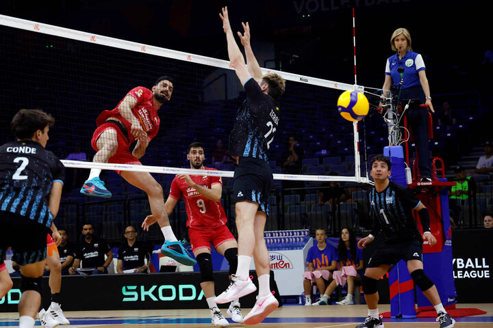 Iran climbs three spots in FIVB rankings