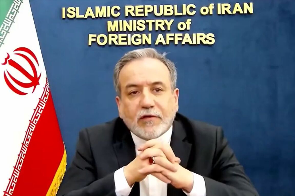 Иран продолжит обогащение урана, заявил Аракчи