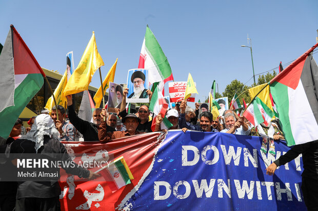 Iranians hold anti-Israel rallies across country
