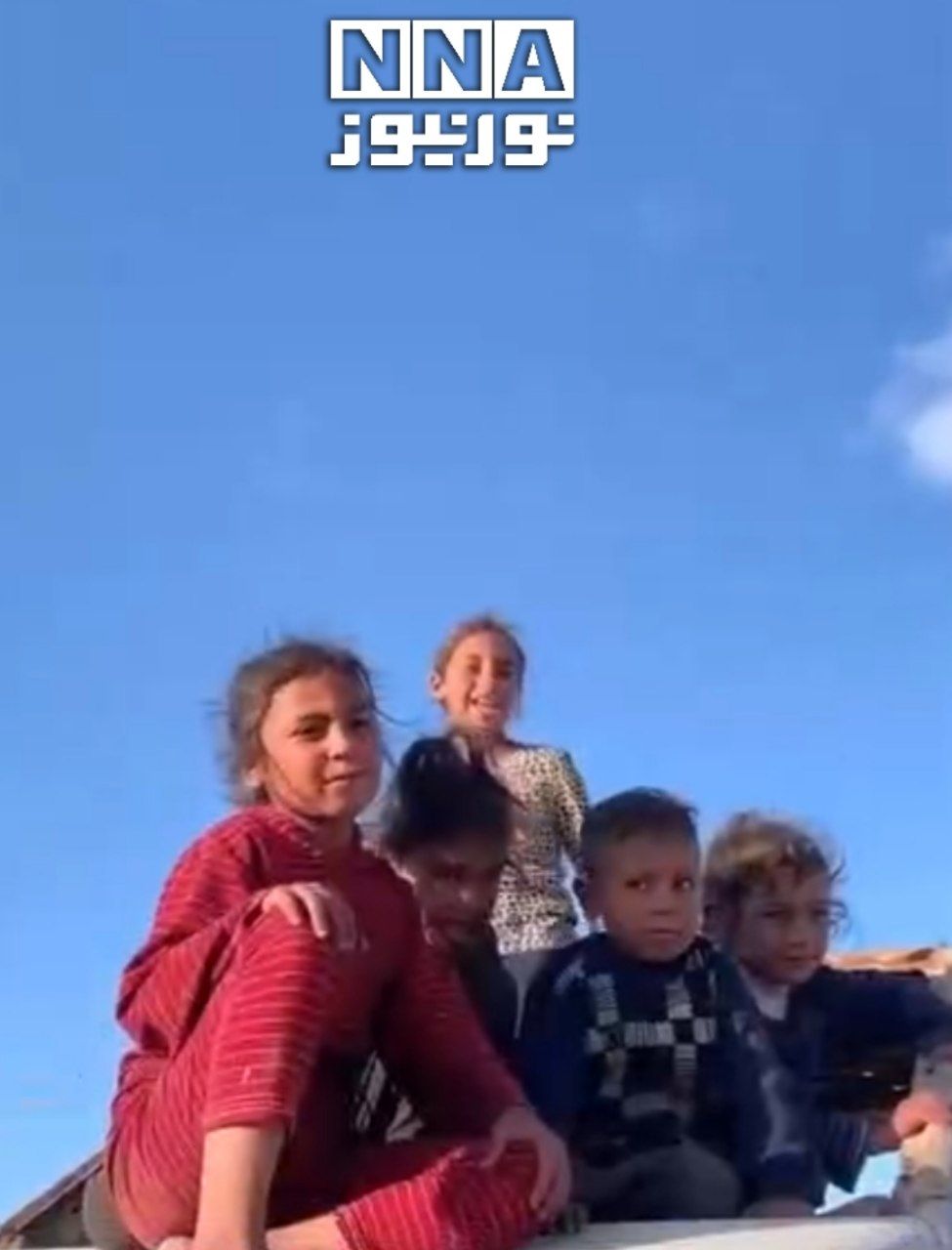 למרות המלחמה ההרסנית, ילדי עזה מחפשים רגעים של שמחה בתוך הכאוס וההרס.