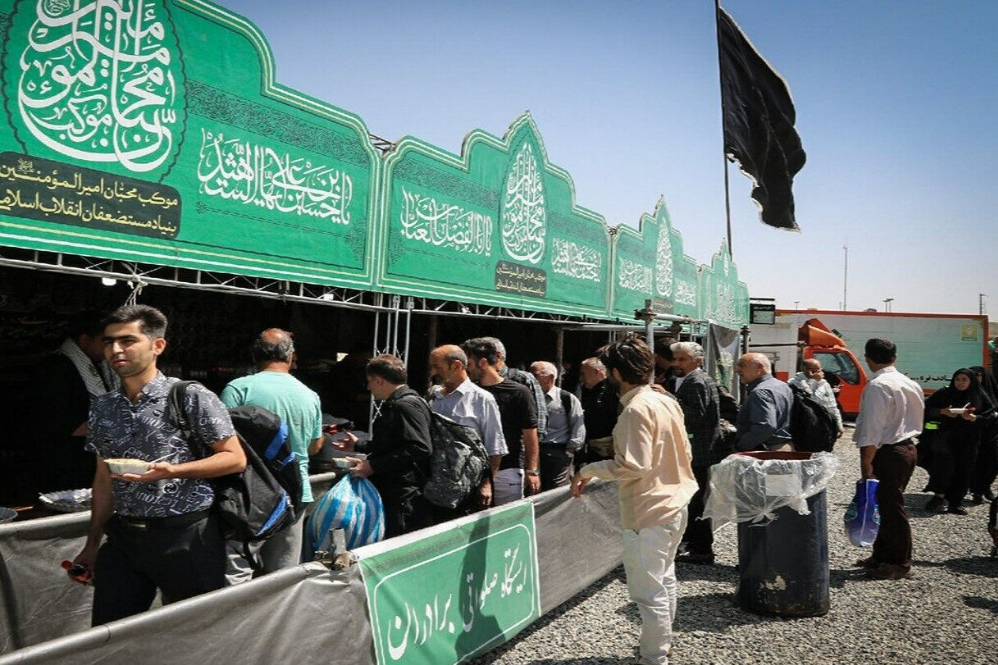 آمادگی 3200 موکب ایرانی برای خدمات‌رسانی به زائران اربعین