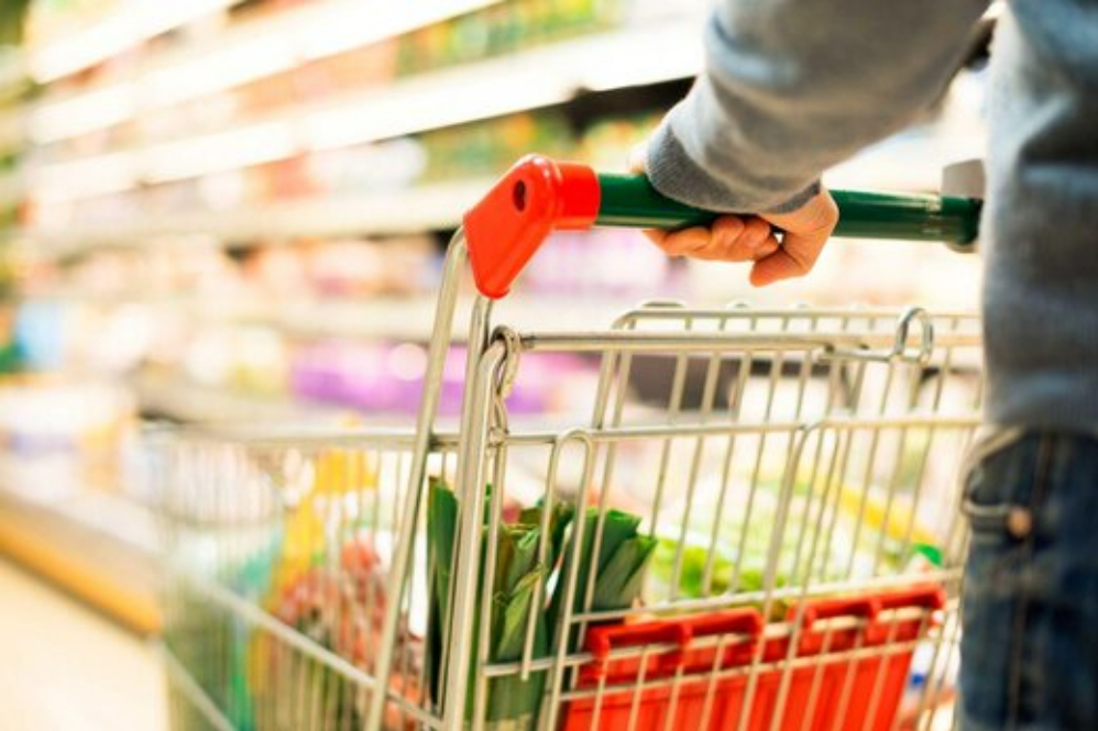 افزایش قیمت کالاهای اساسی ممنوع