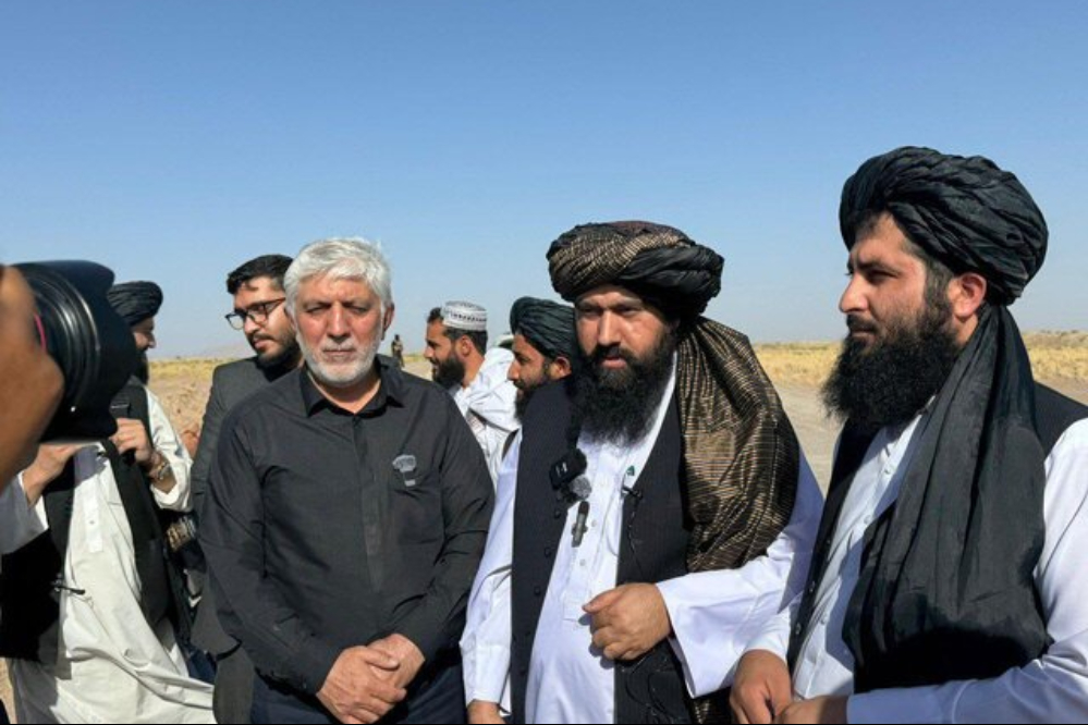 سرکنسول ایران: بازگشت مهاجران افغانستانی فقط شامل مهجران غیرقانونی‌ بوده است