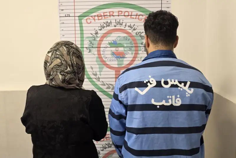 اخاذی 250 هزار دلاری یک مادر و پسر  از راه فالگیری