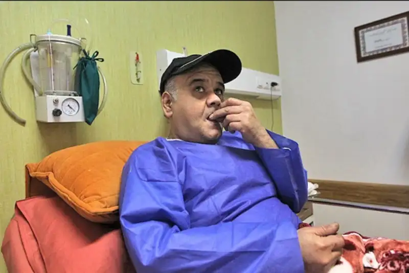 اکبر عبدی بر اثر سکته قلبی در ICU بستری شد