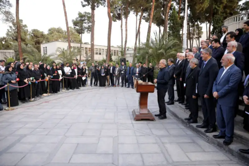 پزشکیان : همراهی مردم، رمز پیروزی ایران در جنگ 12 روزه بود
