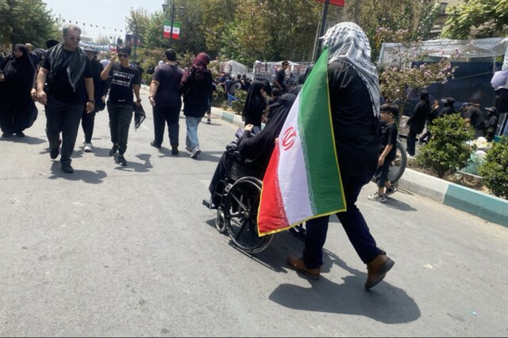 برگزاری مراسم جاماندگان اربعین حسینی با استقبال گسترده مردم تهران