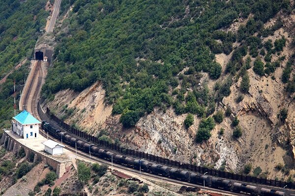 Russia, Iran discuss Rasht-Astara railway construction