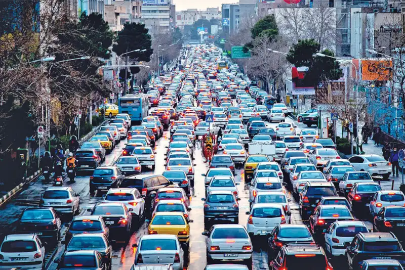 ترافیک سنگین در تمامی محور‌های ورودی تهران