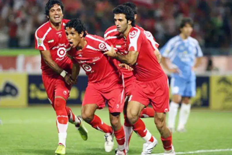 سپهر حیدری کشور را ترک کرد