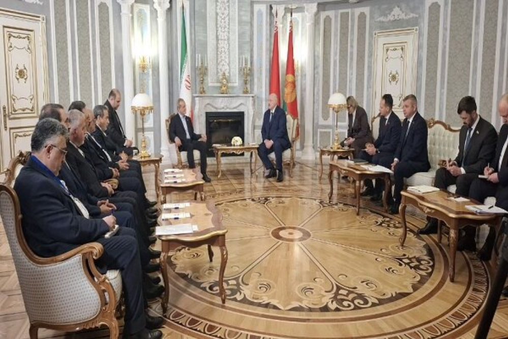 خلال لقاء نظيره البيلاروسي..الرئيس الإيراني: لدينا آراء مشتركة حول العديد من القضايا