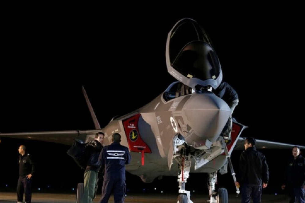 15 קציני חיל האוויר הישראלי פוטרו עקב חתימה על עצומה נגד המלחמה