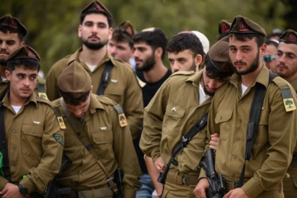 הצבא ניצב בפני משבר קיומי לאחר שנתיים של מלחמה.