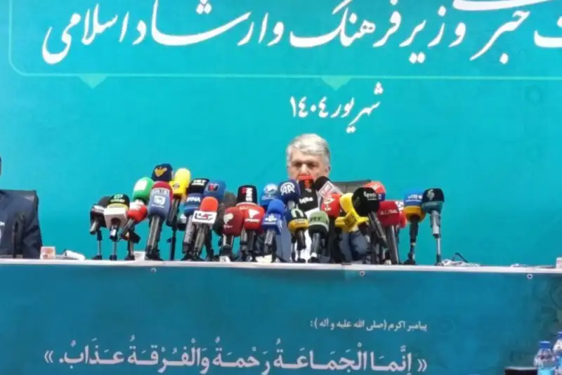 وزیر فرهنگ: آثار هنری شناسه‌دار شدند/مقدمات حضور هنرمندان خارج نشین فراهم شده است