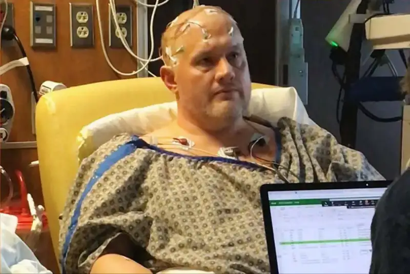 کاشت ایمپلنت مغزی، ناجی مردی با 30 سال افسردگی شد