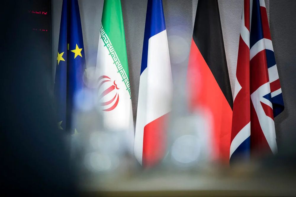 Snapback Mechanism: Europe’s Test in a Field of Distrust