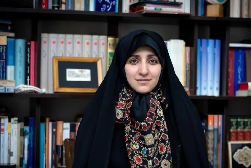 بهروز آذر: برای موتورسواری زنان قانون جدید لازم نیست