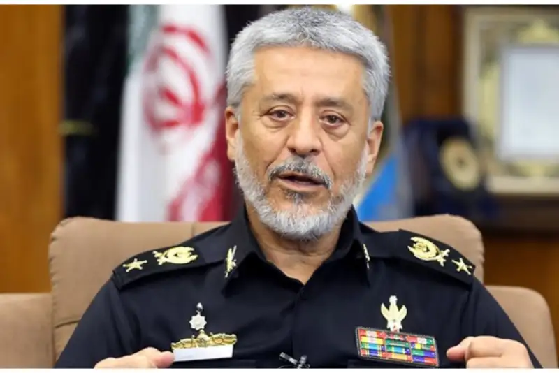 دریادار سیاری: با این مردم مقابل هیچ دشمنی شکست نخواهیم خورد