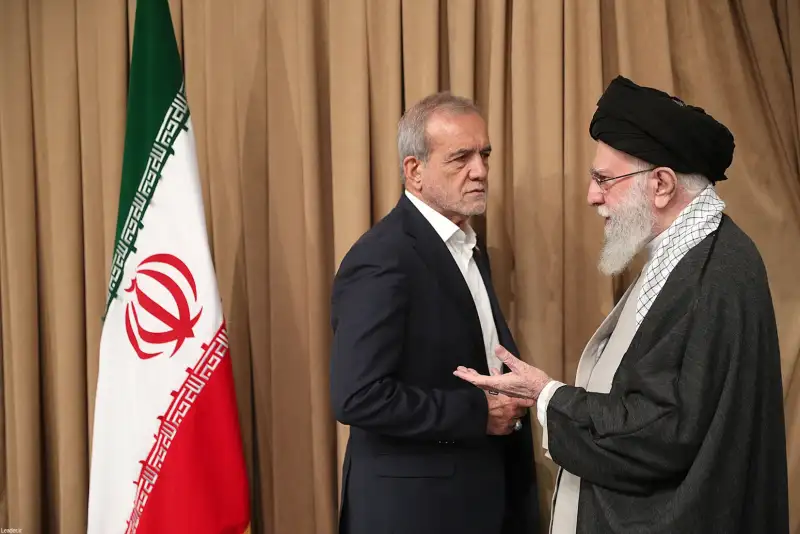 گزارش تصویری| دیدار رئیس‌جمهور و اعضای هیئت دولت با رهبر انقلاب