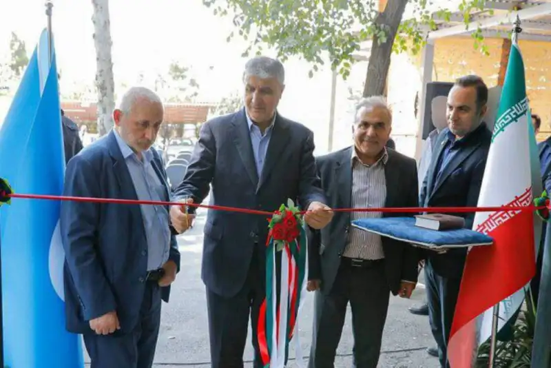 هیچ بمبارانی، صنعت هسته ای ایران را تعطیل نمی کند