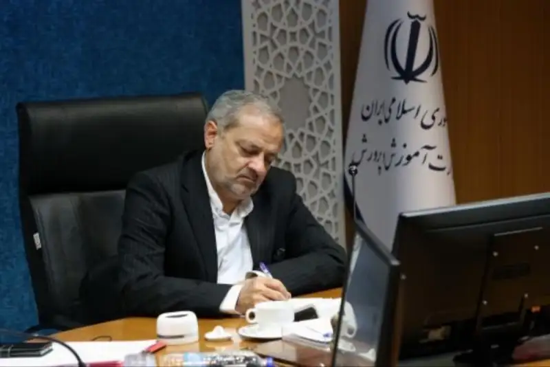 ابلاغ اساسنامه مدرسه مجازی توسط وزیر آموزش و پرورش
