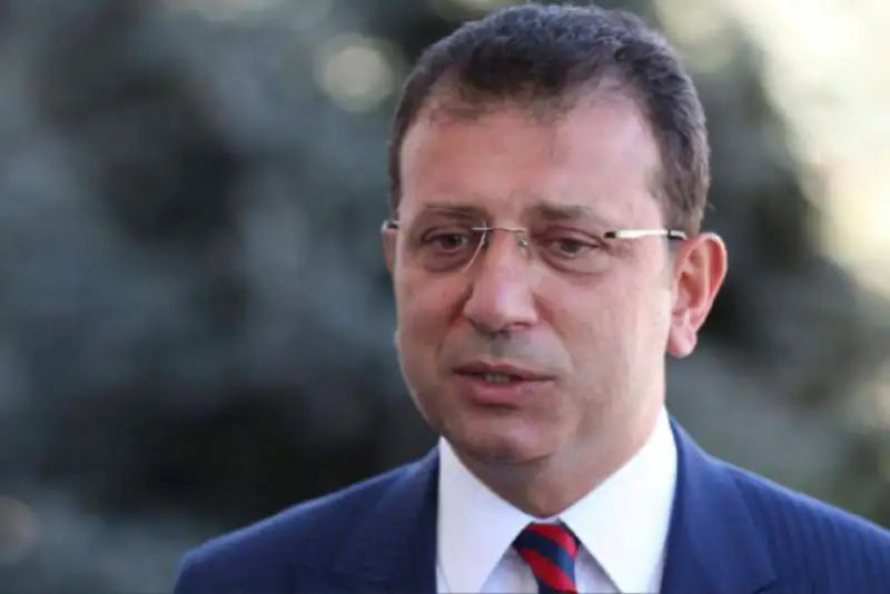 تایید حکم زندان 2 سال و 7 ماه برای شهردار معزول استانبول